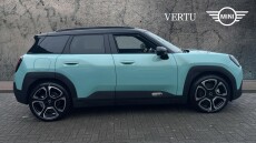 MINI Aceman 135kW E Classic 43kWh 5dr Auto Electric Hatchback